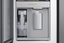 RF9000 Family Hub French Style Fridge Freezer with Beverage Centre™ Silver 637 (detail7 Silver)