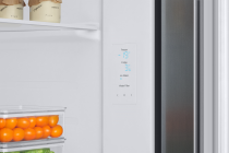 RS8000 7 Series American Style Fridge Freezer with SpaceMax™ Technology Silver 609 L (detail-hidden-display Silver)