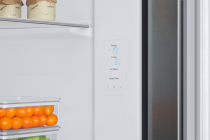 RS8000 8 Series American Style Fridge Freezer with SpaceMax™ Technology 609 L Silver (detail-hidden-display Silver)