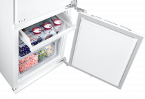 Integrated Fridge Freezer with Wine Shelf, Fixed Hinge White 267 L (detail3 White)