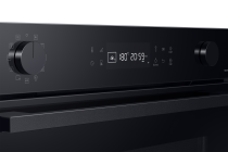 NQ5B4553FBK Series 4 Smart Compact Oven (detail-display1 Black)