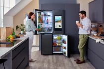 Samsung Family Hub RF65A977FB1/EU French Style Fridge Freezer with Beverage Center™ - Black 637 Black (RF9000A RF65A977FB1 Feature Visual 01 Low Res iSite EN)